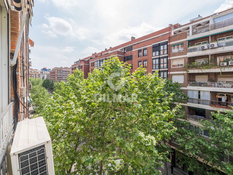 Apartment for Sale in Madrid, Madrid 8