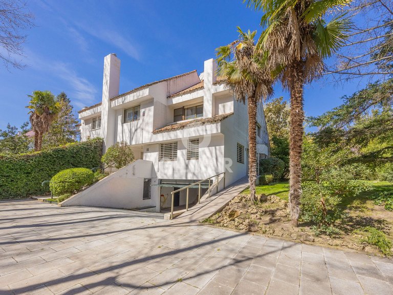 Town House for Sale in Madrid, Madrid 1