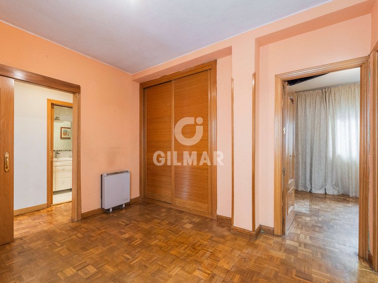 Apartment for Sale in Madrid, Madrid 9