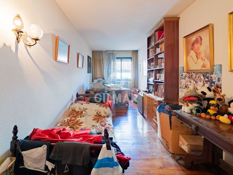 Apartment for Sale in Madrid, Madrid 33