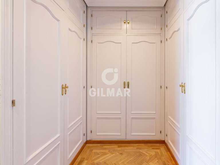Town House for Rent in Madrid, Madrid 28