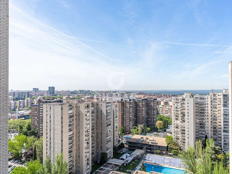 Apartment for Sale in Madrid, Madrid 33