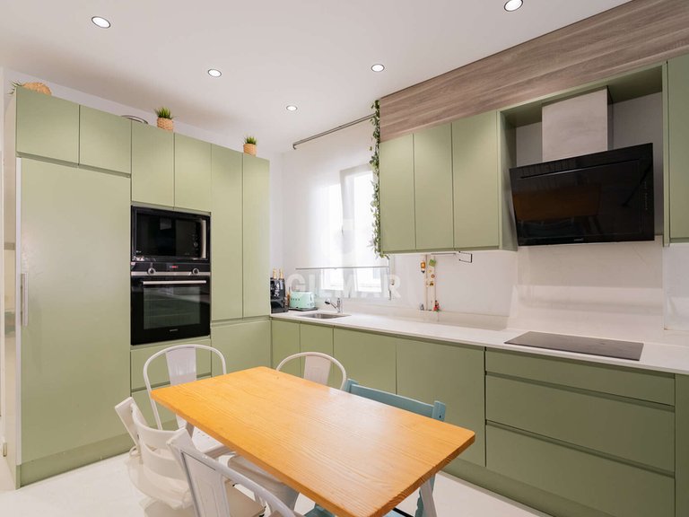 Apartment for Sale in Madrid, Madrid 11