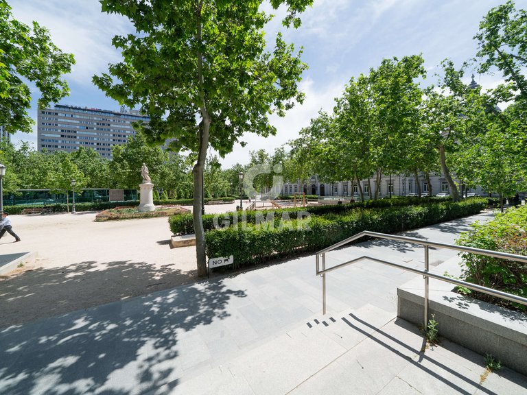 Apartment for Sale in Madrid, Madrid 40