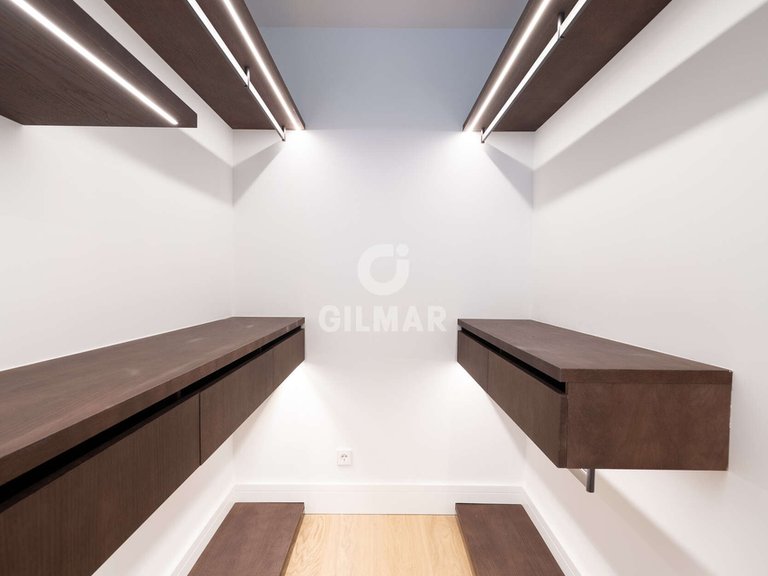Apartment for Sale in Madrid, Madrid 36