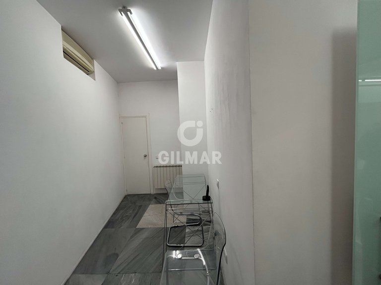 Commercial for Sale in Madrid, Madrid 13