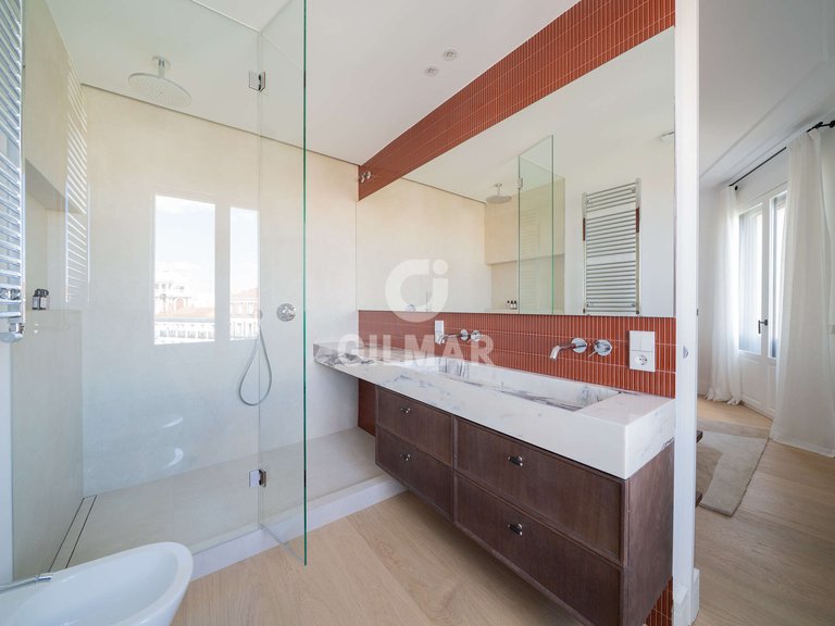 Apartment for Sale in Madrid, Madrid 27
