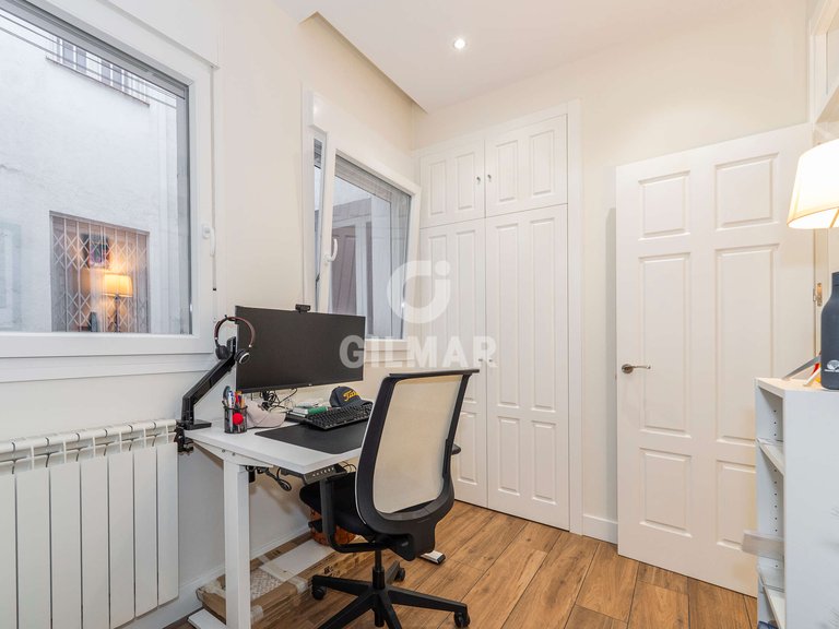 Apartment for Sale in Madrid, Madrid 27