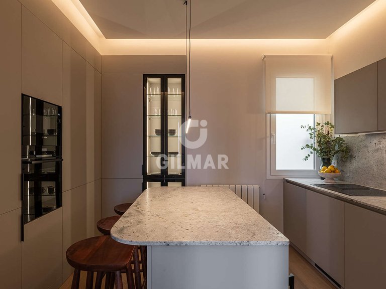 Apartment for Sale in Madrid, Madrid 5