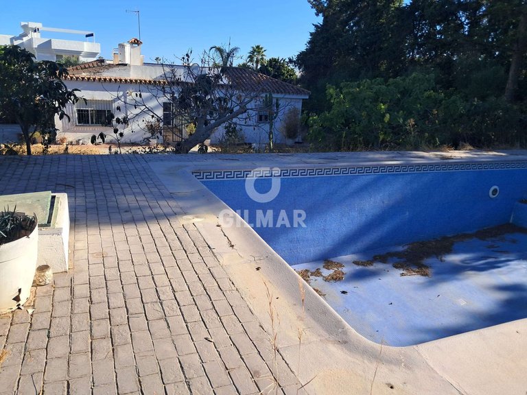Villa for Sale in El ParaÍso, Malaga 8