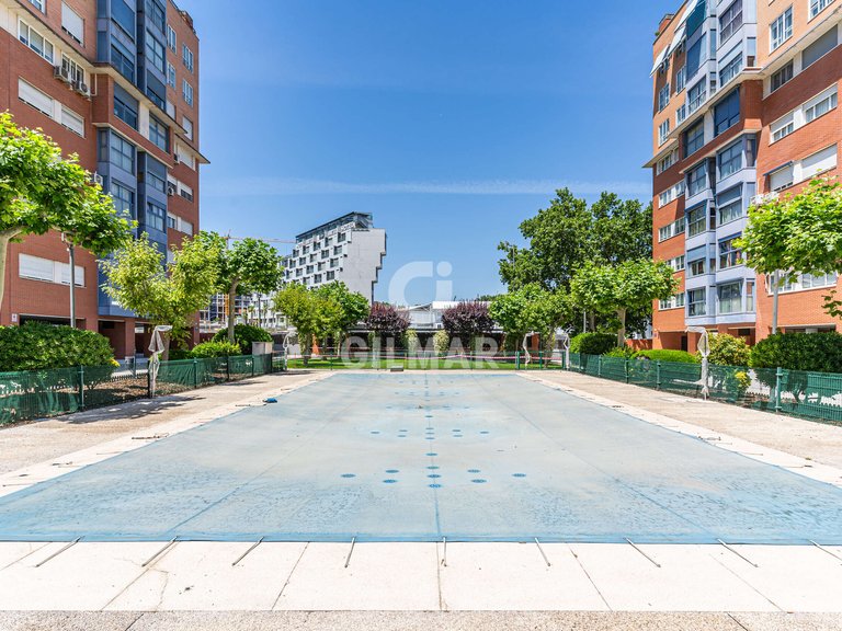 Apartment for Sale in Madrid, Madrid 32