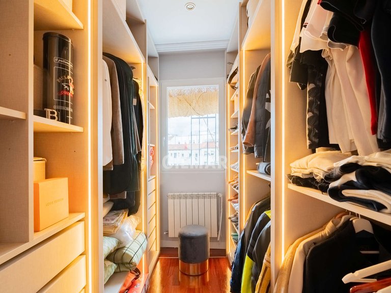 Apartment for Sale in Madrid, Madrid 32
