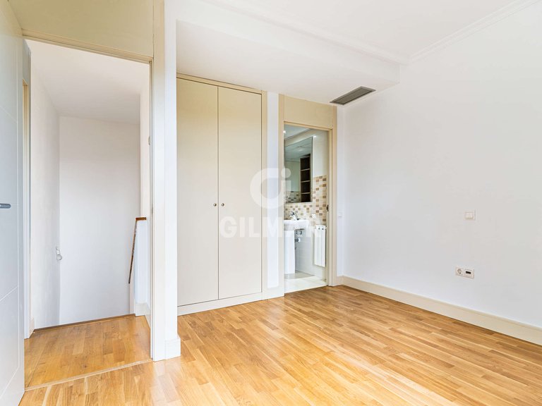 Town House for Sale in Boadilla Del Monte, Madrid 32