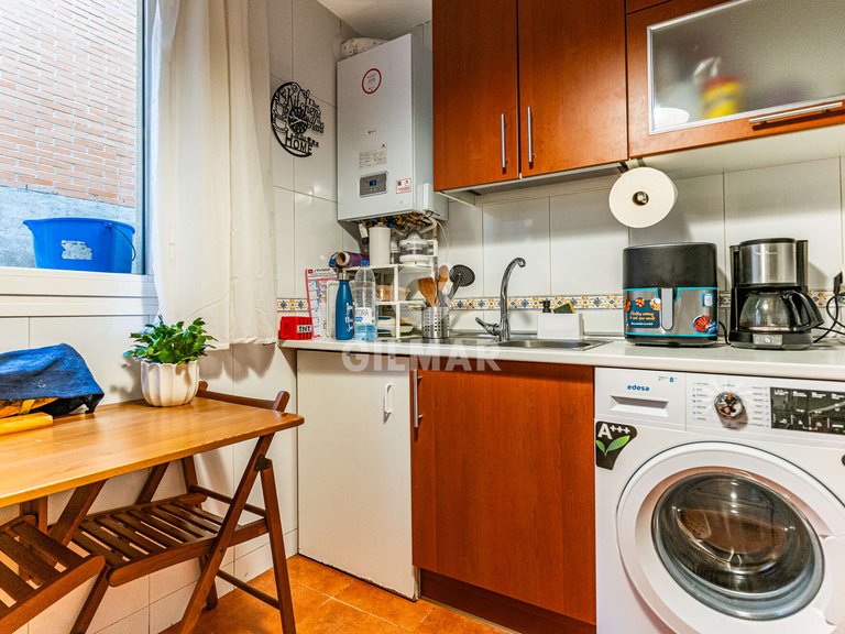 Apartment for Sale in Madrid, Madrid 5