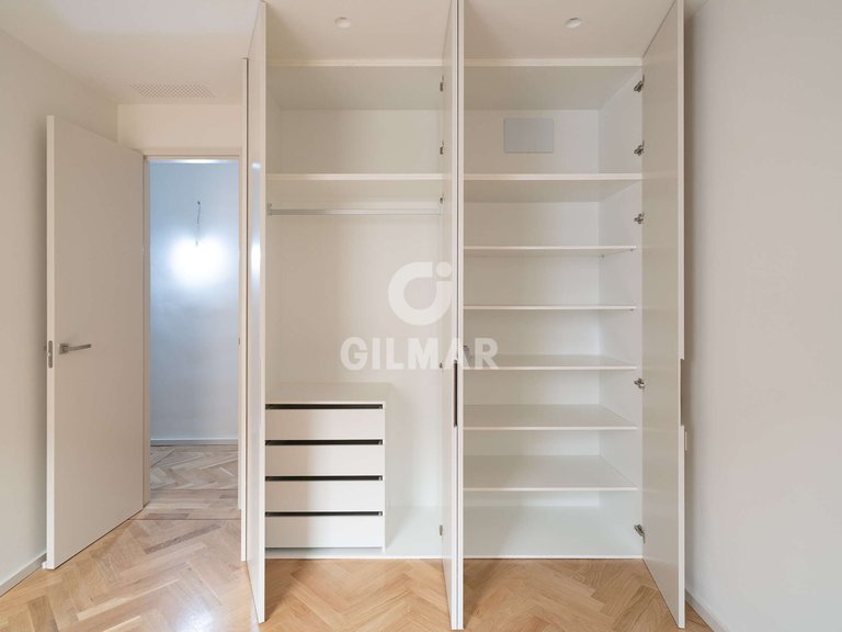 Apartment for Sale in Madrid, Madrid 32