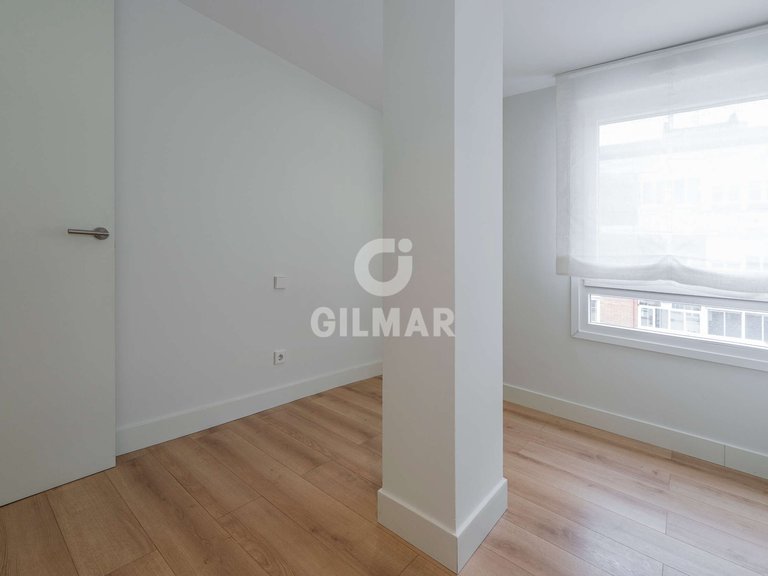 Apartment for Sale in Madrid, Madrid 12