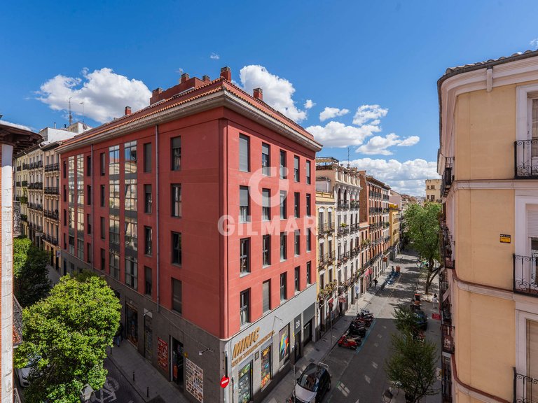 Apartment for Sale in Madrid, Madrid 2