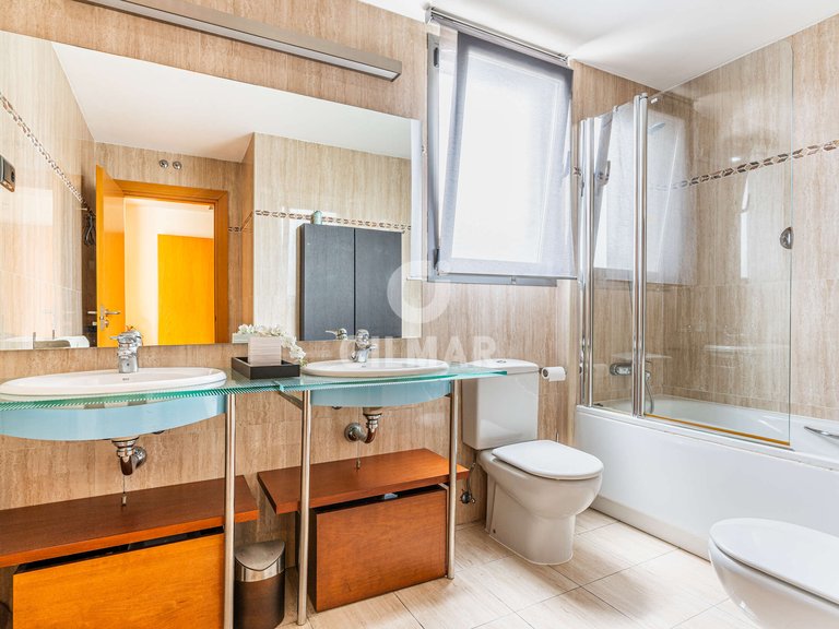 Town House for Sale in Madrid, Madrid 19