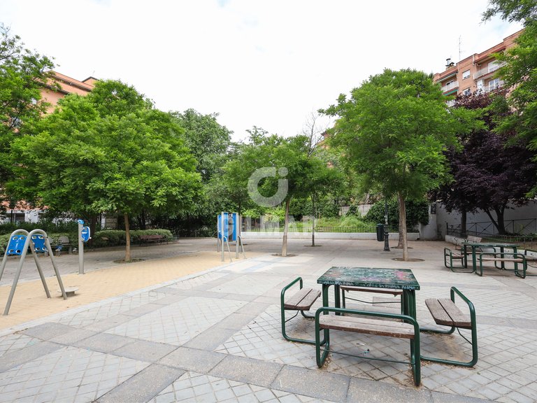 Apartment for Sale in Madrid, Madrid 30