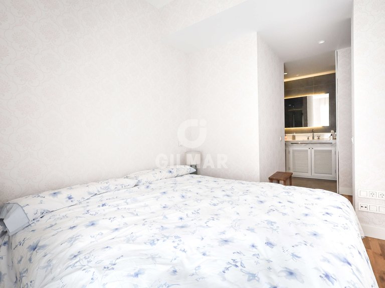 Apartment for Sale in Madrid, Madrid 18