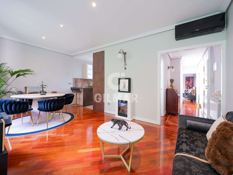 Apartment for Sale in Madrid, Madrid 5