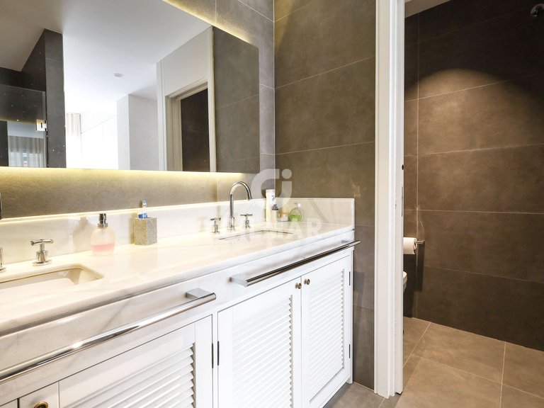 Apartment for Sale in Madrid, Madrid 21