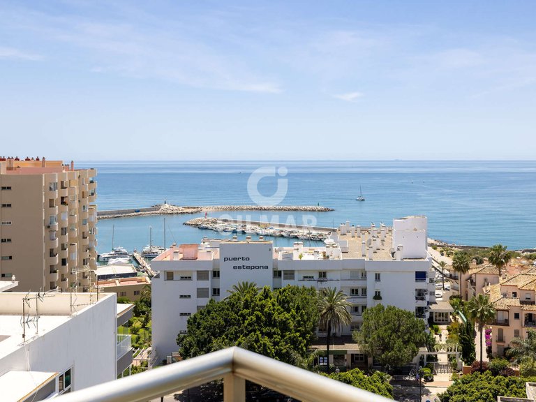 Apartment for Sale in Estepona, Malaga 1