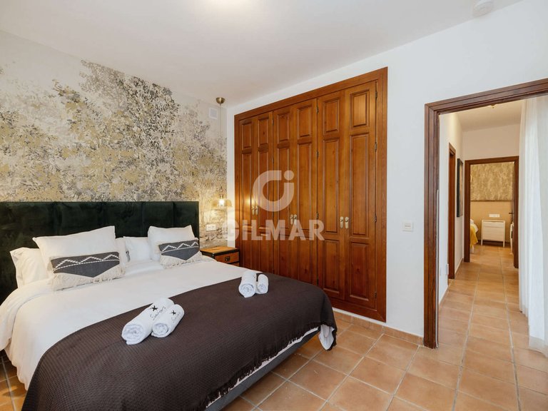 Villa for Sale in Estepona, Malaga 27
