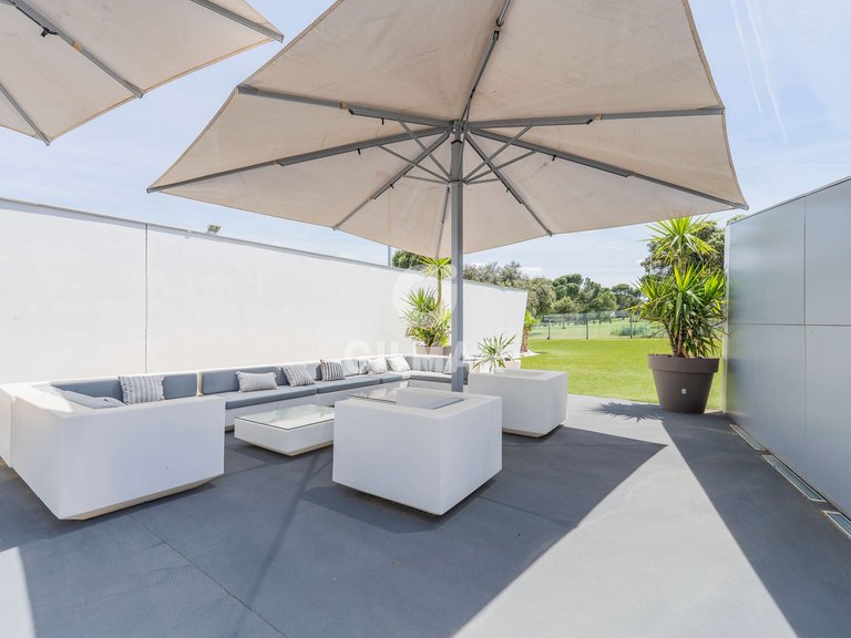 Villa for Sale in Madrid, Madrid 11