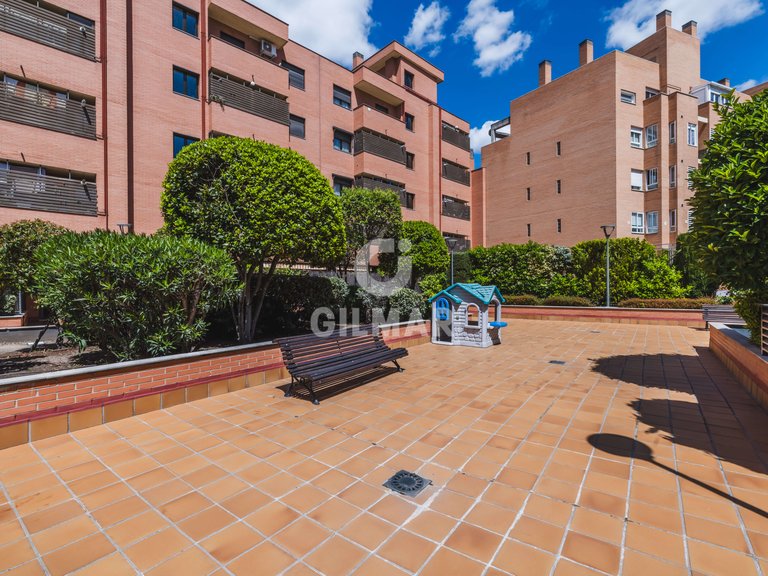 Apartment for Sale in Madrid, Madrid 17