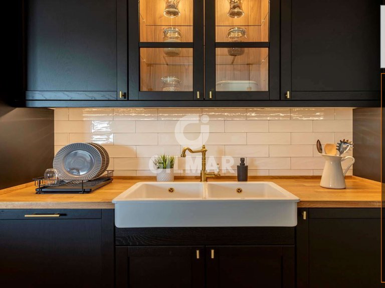 Apartment for Sale in Madrid, Madrid 18