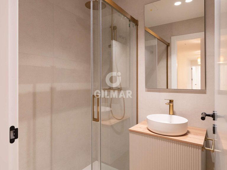 Apartment for Sale in Madrid, Madrid 29