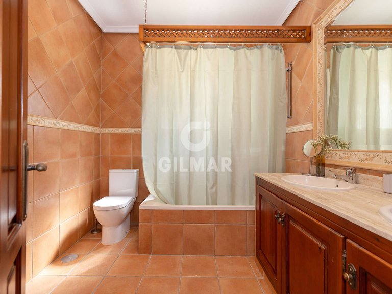Villa for Sale in Estepona, Malaga 28