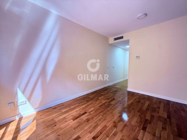 Apartment for Rent in Madrid, Madrid 11