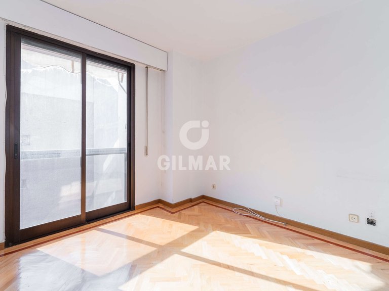 Apartment for Sale in Madrid, Madrid 30