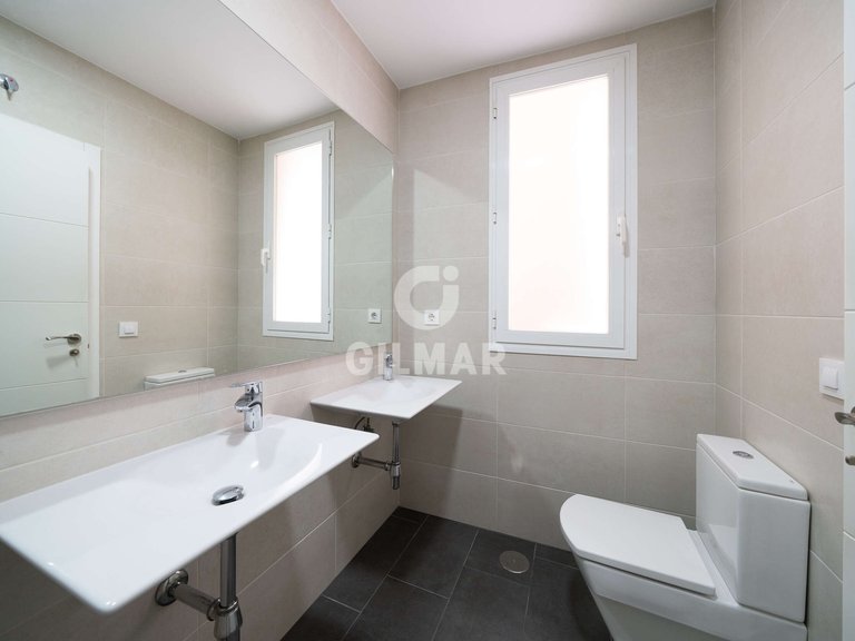 Apartment for Rent in Madrid, Madrid 5