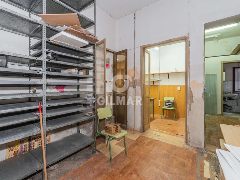Commercial for Sale in Madrid, Madrid 9