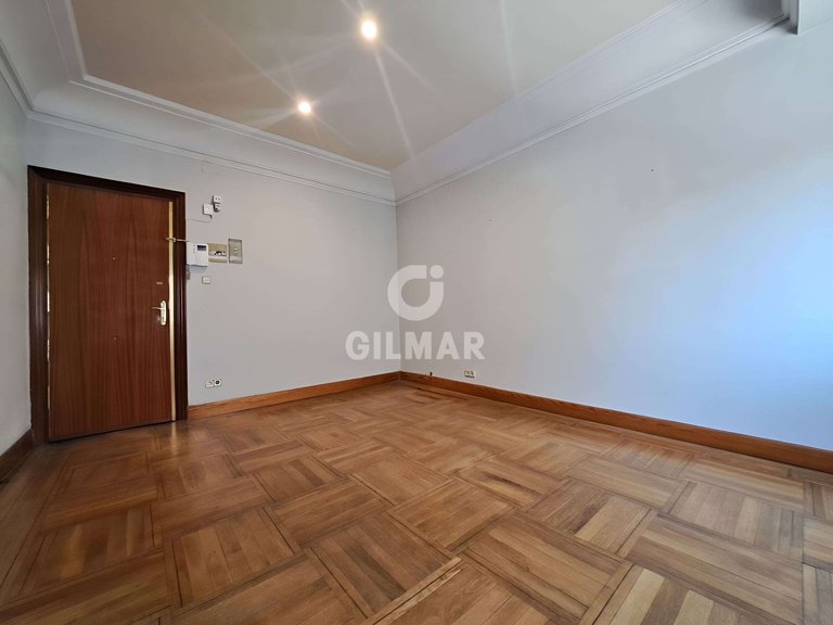Commercial for Rent in Madrid, Madrid 2