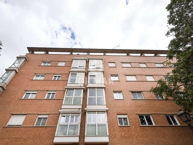 Apartment for Sale in Madrid, Madrid 28
