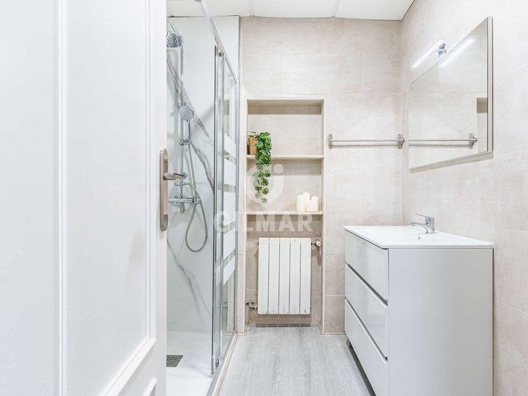 Apartment for Sale in Madrid, Madrid 23