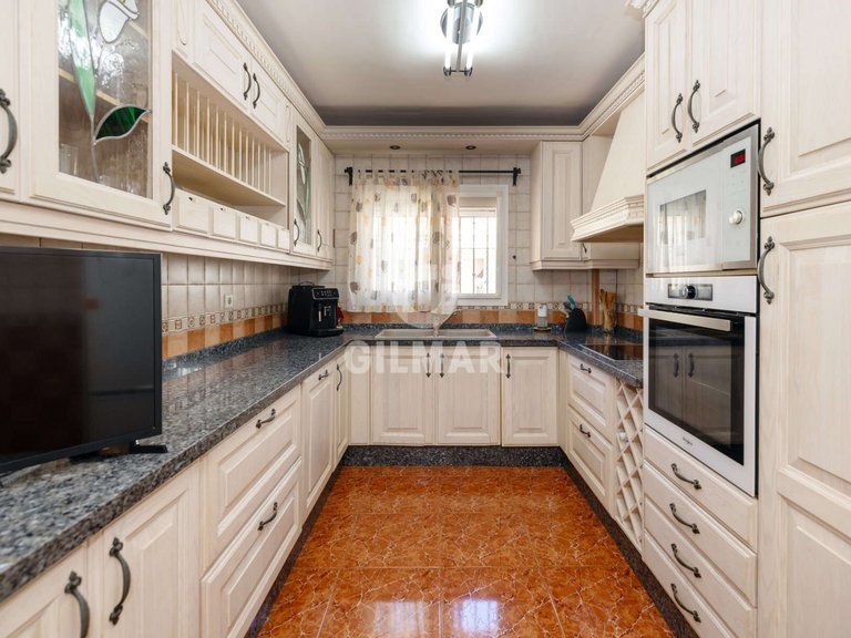 Town House for Sale in Estepona, Malaga 11