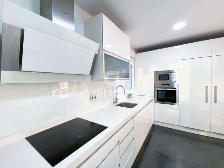 Villa for Sale in MÁlaga, Malaga 12