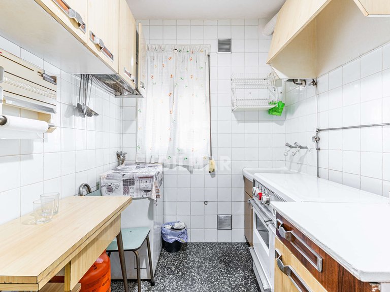 Apartment for Sale in Madrid, Madrid 11