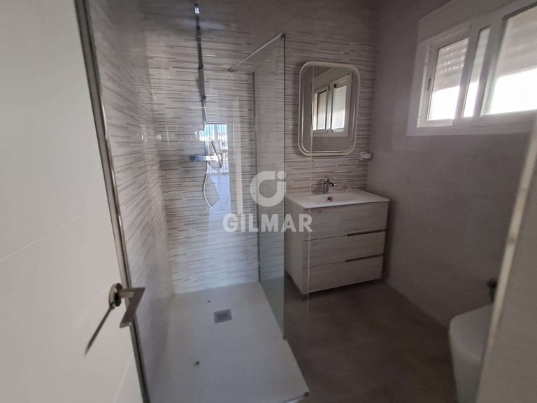 Villa for Sale in El ParaÍso, Malaga 15