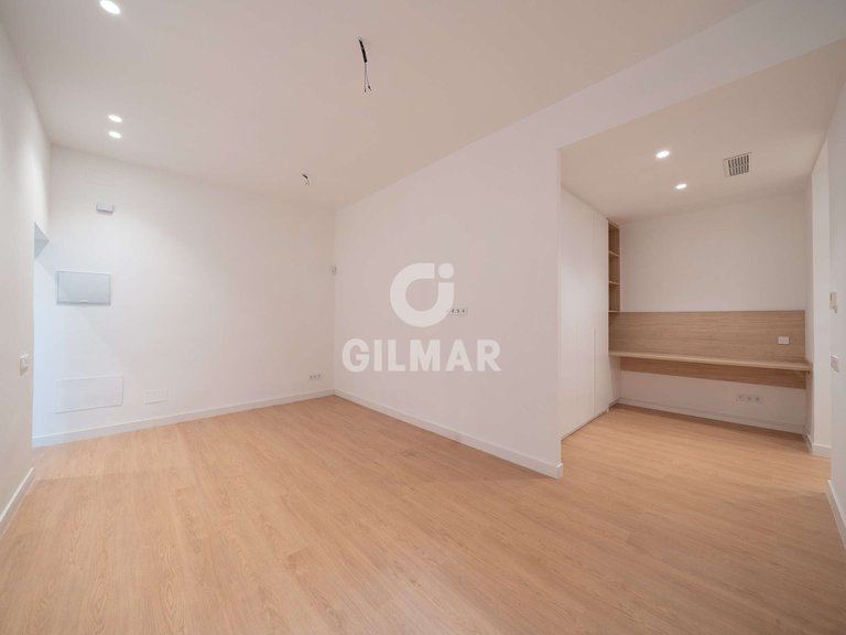Apartment for Sale in Madrid, Madrid 2
