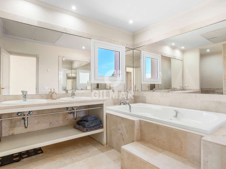 Villa for Sale in Manilva, Malaga 5