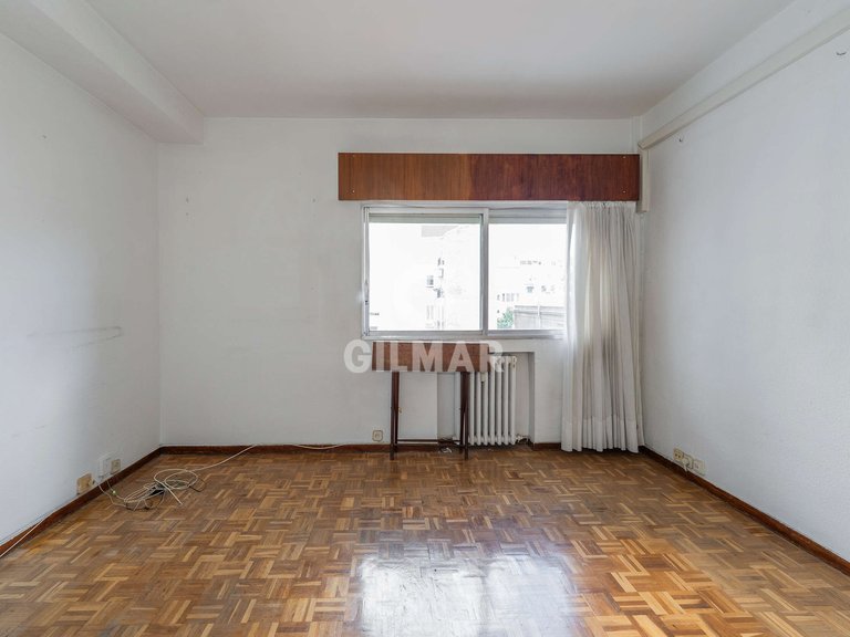 Apartment for Sale in Madrid, Madrid 6