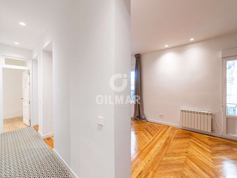 Apartment for Rent in Madrid, Madrid 11