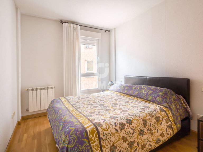 Apartment for Sale in Madrid, Madrid 16