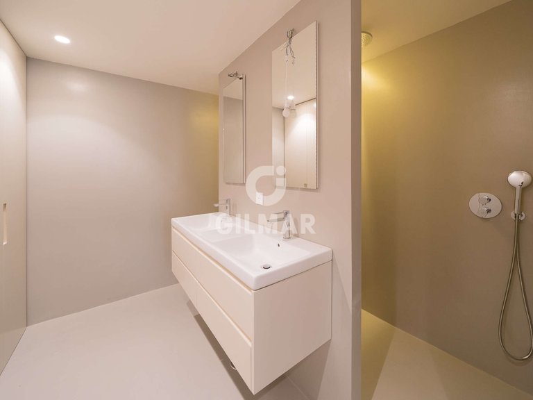 Apartment for Sale in Madrid, Madrid 13